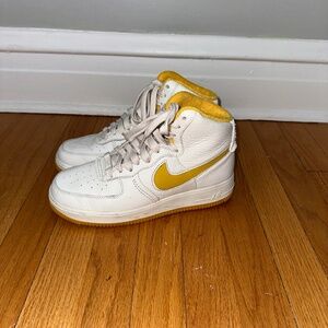 Nike Air Force 1’s